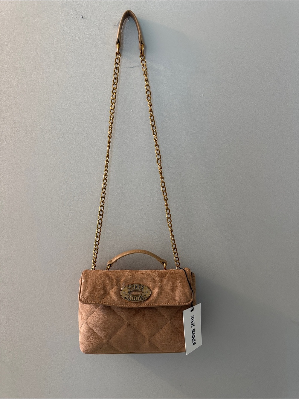 Steve Madden Quilted Tan Crossbody/Handbag with Gold Chain Strap, NWT